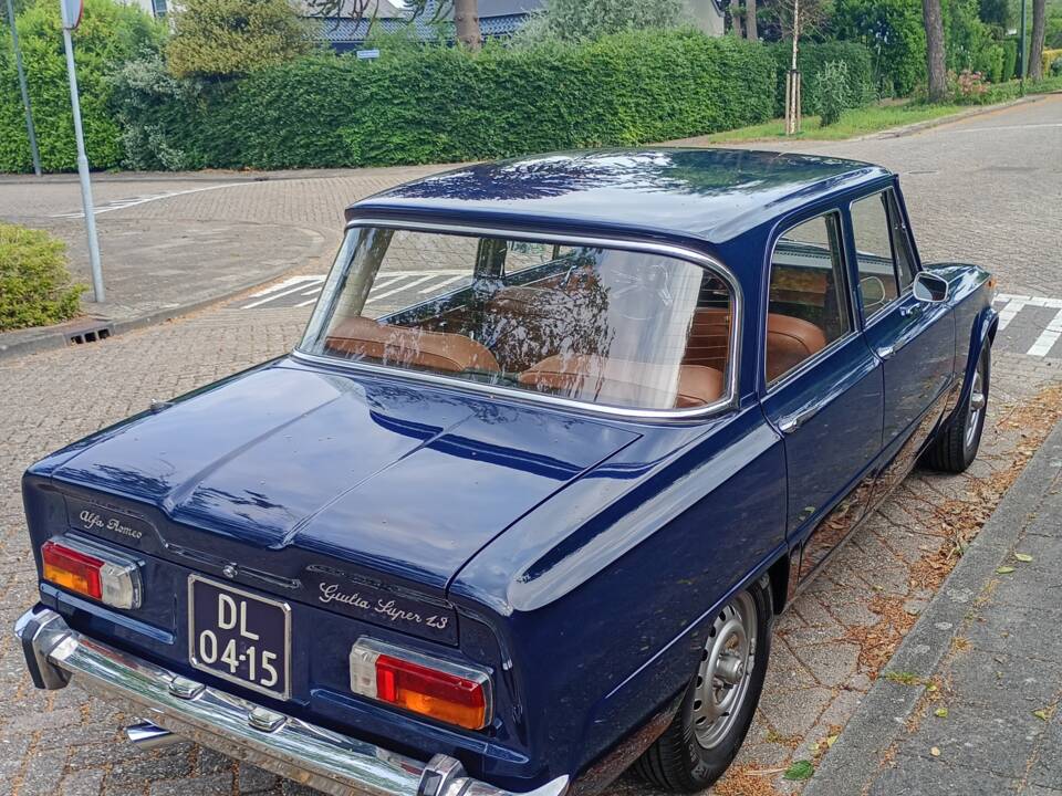 Image 5/15 of Alfa Romeo Giulia Super 1.3 (1972)