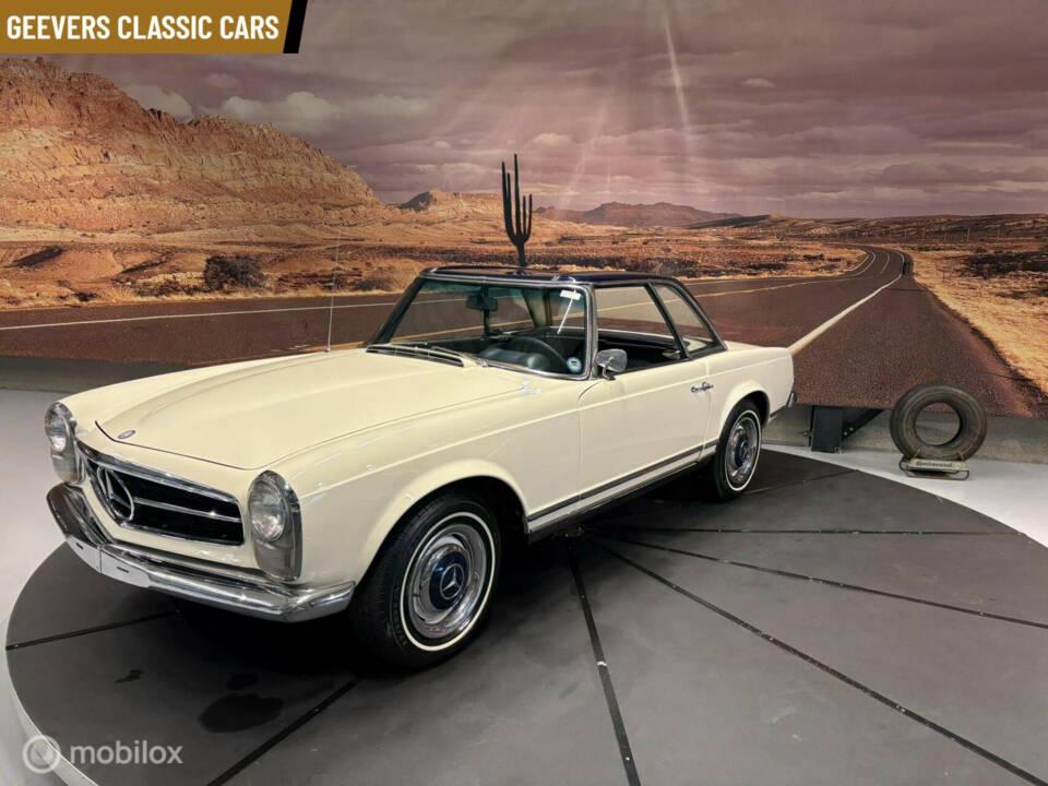 Immagine 9/50 di Mercedes-Benz 230 SL (1965)