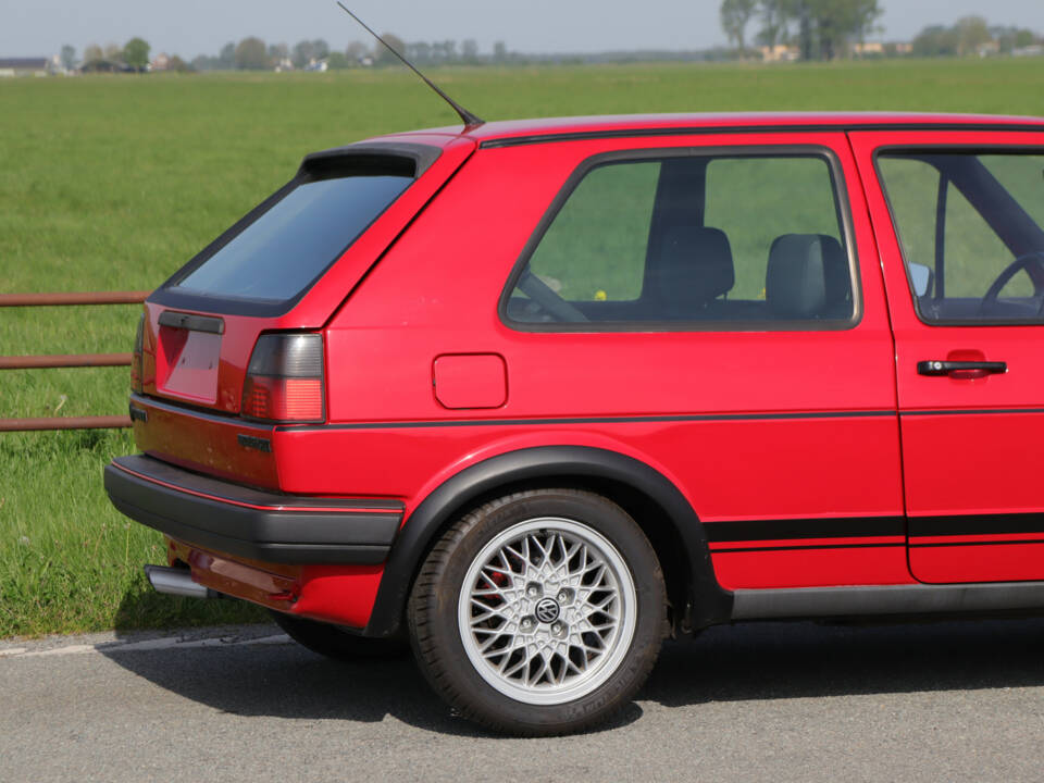 Image 27/36 of Volkswagen Golf Mk II Gti 1.8 (1988)