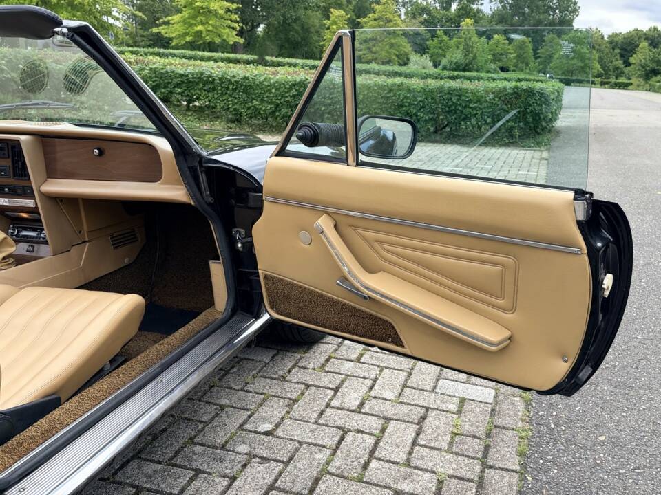 Afbeelding 16/23 van FIAT 124 Pininfarina Spidereuropa (1984)