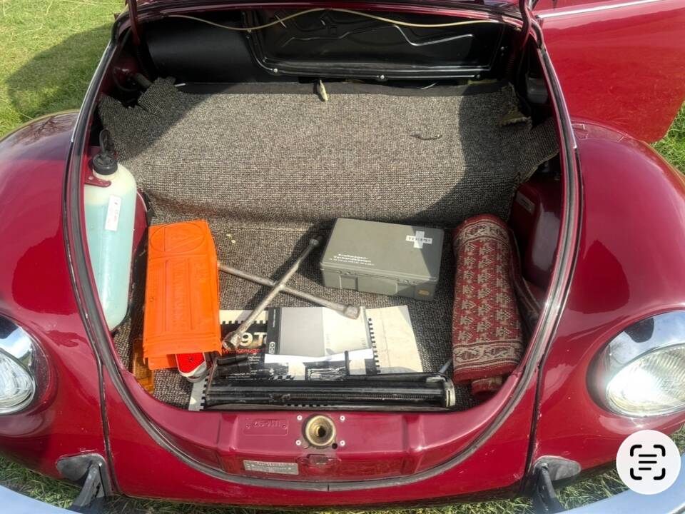 Image 13/18 of Volkswagen Coccinelle 1303 (1979)