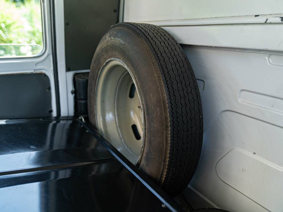 Imagen 26/39 de FIAT 238 - 1500 (1976)