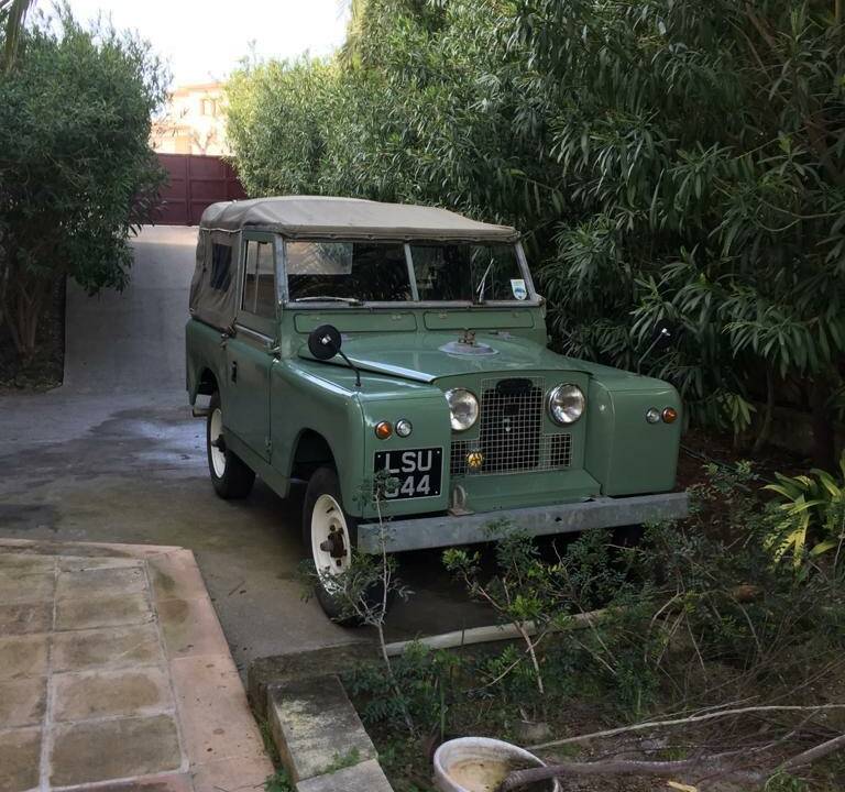Image 4/17 of Land Rover 88 (1960)