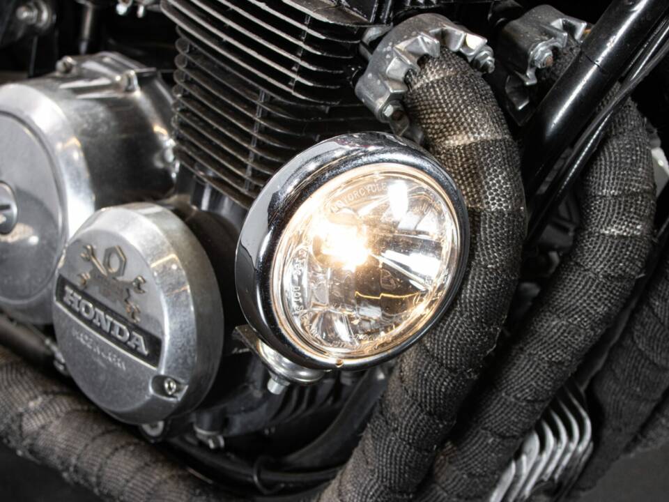 Image 12/50 of Honda CB 650 (1984)