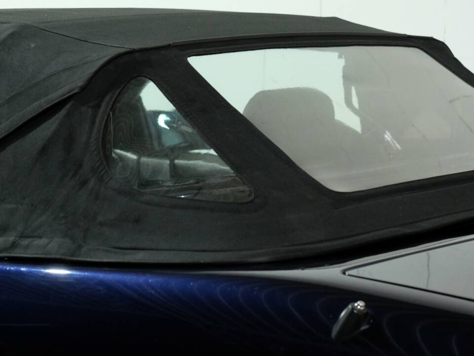 Image 20/33 de Mercedes-Benz 500 SL (1990)