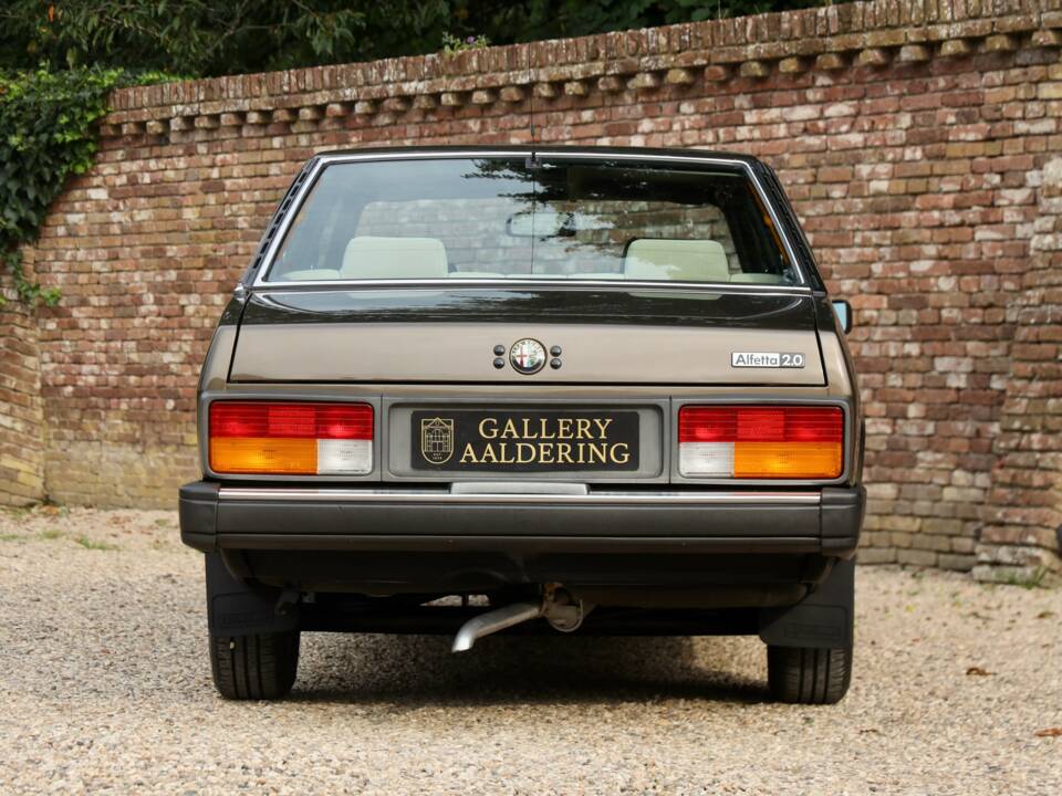 Afbeelding 7/50 van Alfa Romeo Alfetta 2.0 (1984)