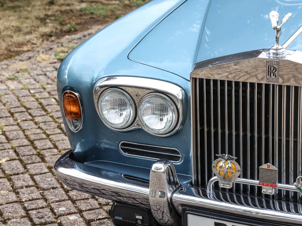 Image 6/35 of Rolls-Royce Silver Shadow I (1970)