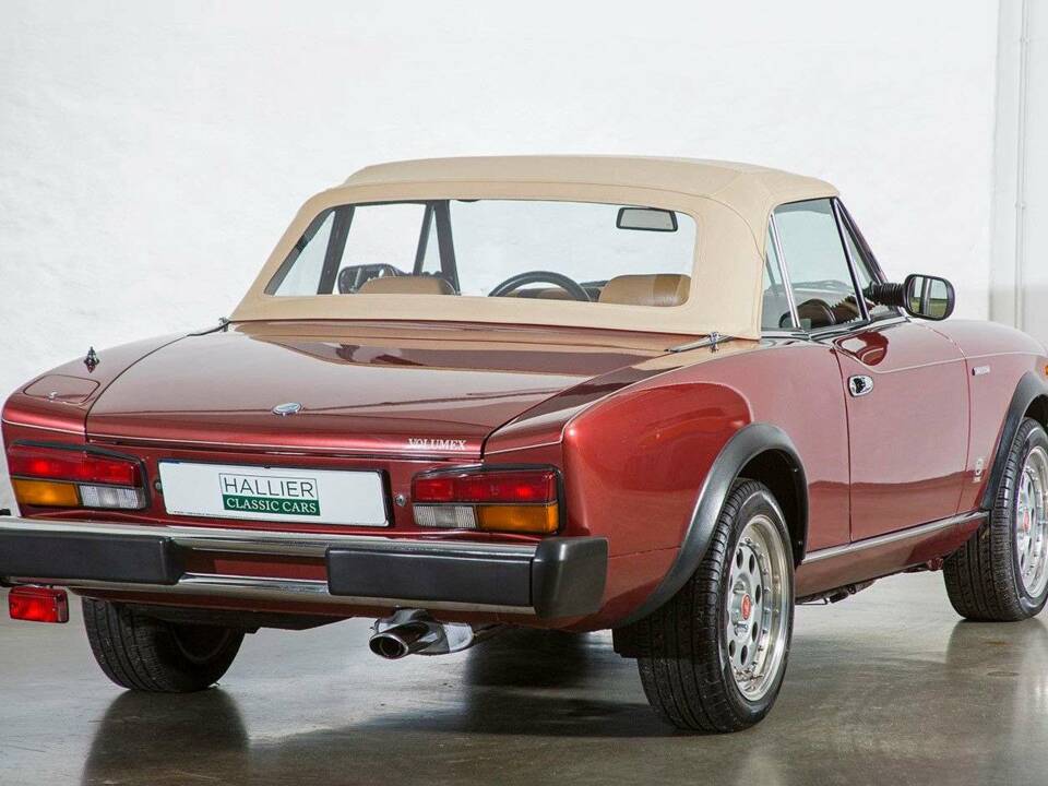 Image 11/20 of FIAT 124 Spider Volumex (1985)