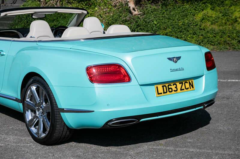 Image 9/38 of Bentley Continental GTC V8 (2013)