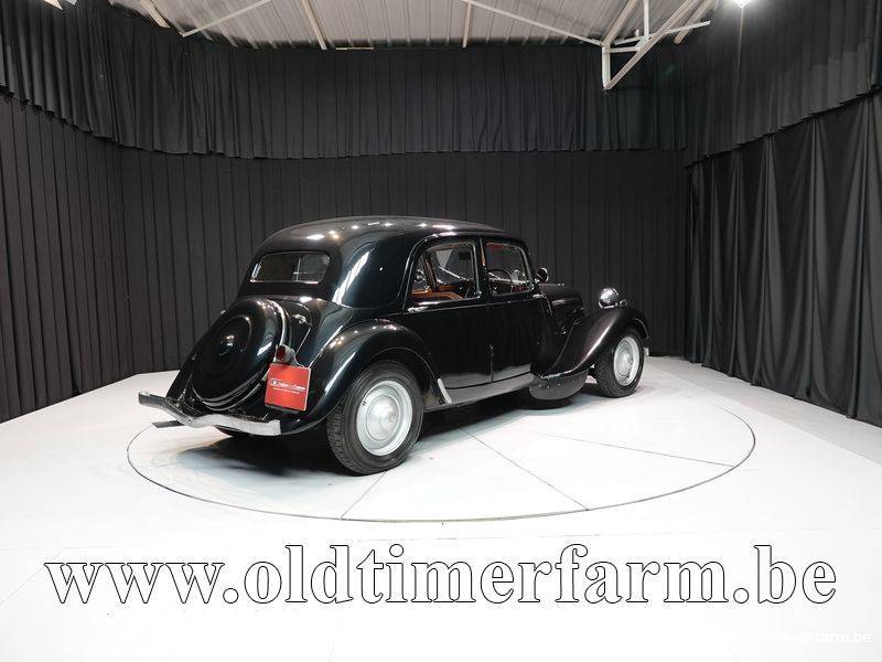 Image 2/15 of Citroën Traction Avant 15&#x2F;6 (1947)