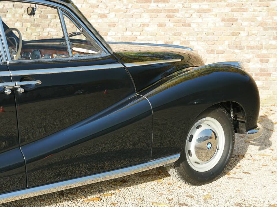 Afbeelding 28/50 van BMW 502 - 3.2 Litre (1958)