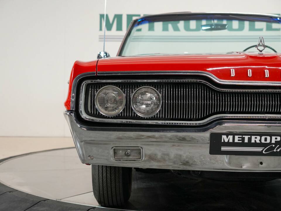 Image 19/44 of Dodge Polara (1965)