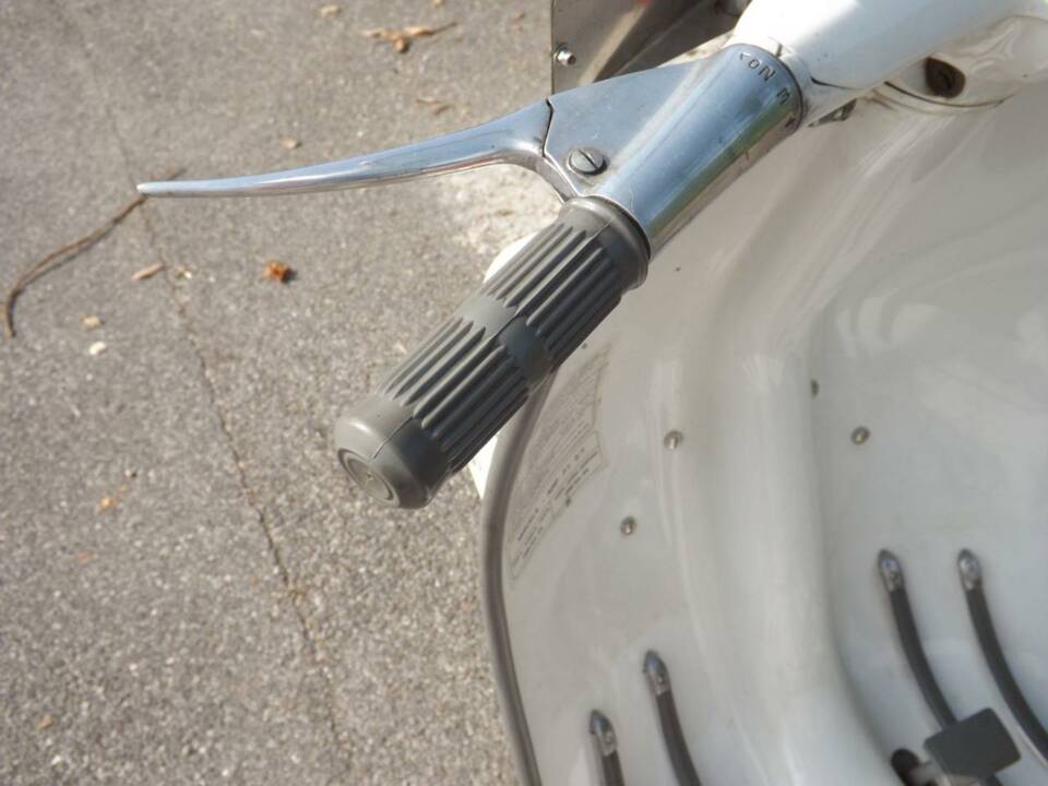 Image 40/50 of Innocenti Lambretta Li 150 (1963)