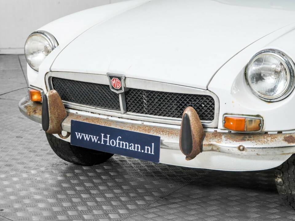 Afbeelding 18/50 van MG MGB GT (1972)