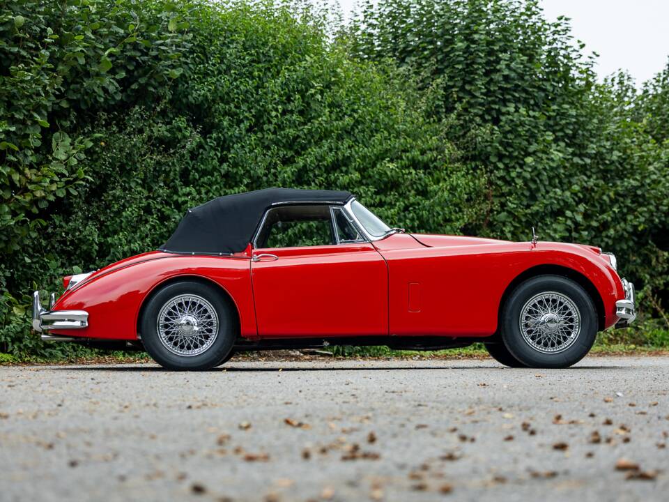 Afbeelding 19/50 van Jaguar XK 150 DHC (1959)