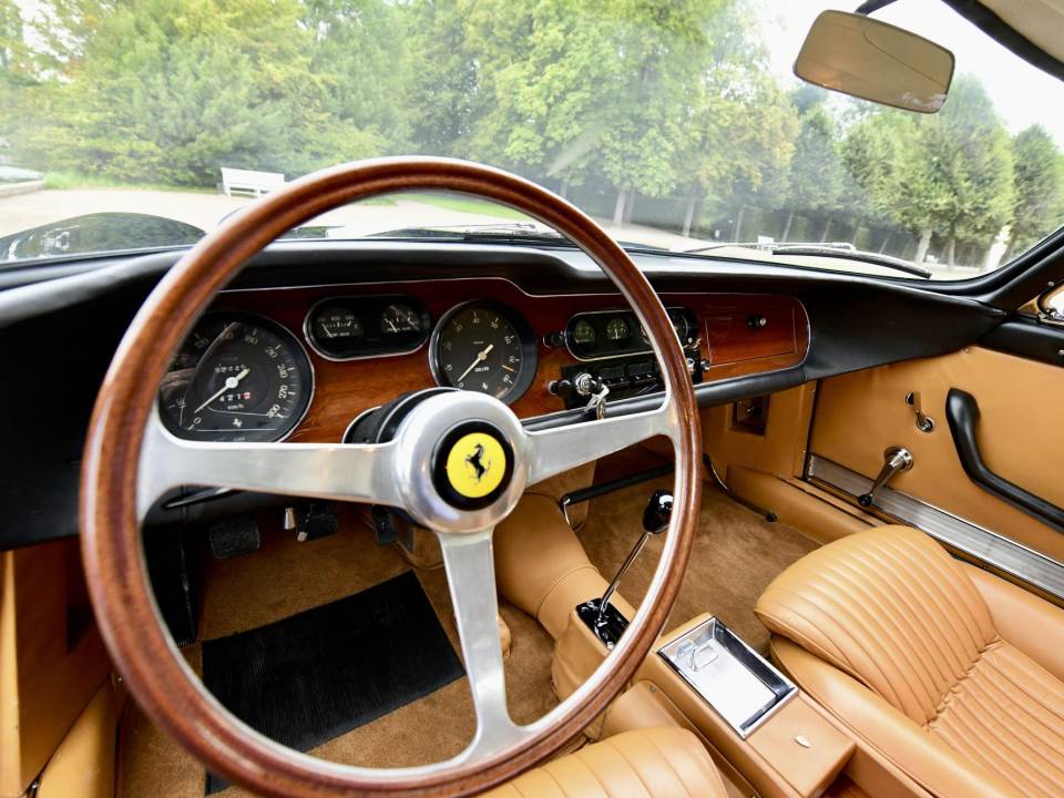 Immagine 43/50 di Ferrari 275 GTB (1965)