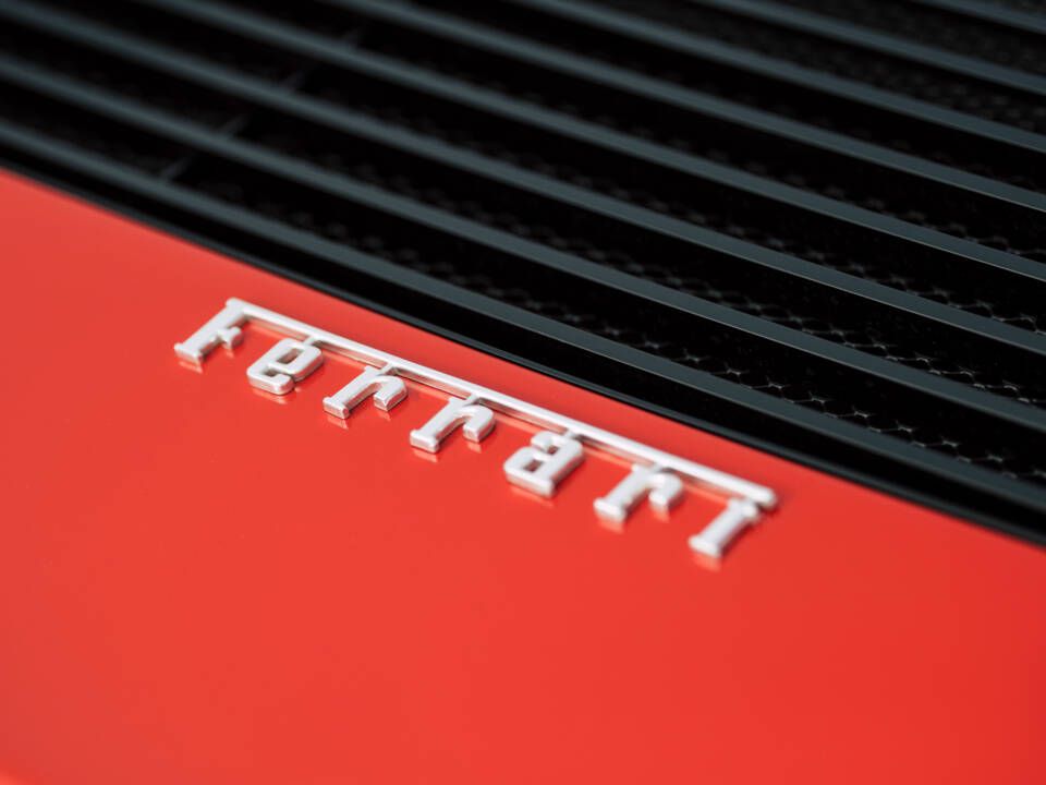 Image 16/32 of Ferrari Testarossa (1991)