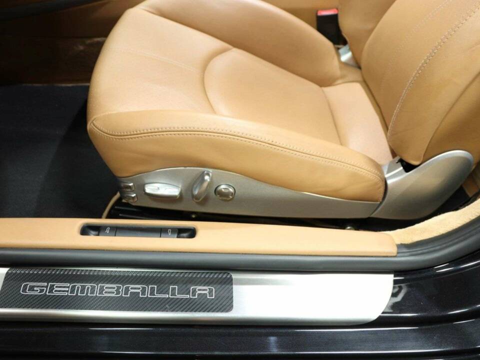 Image 12/30 of Porsche 911 Turbo (2006)