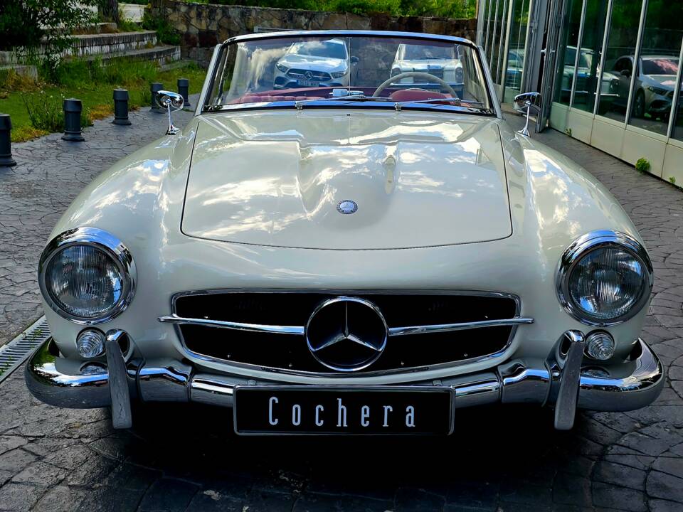 Image 2/21 of Mercedes-Benz 190 SL (1961)