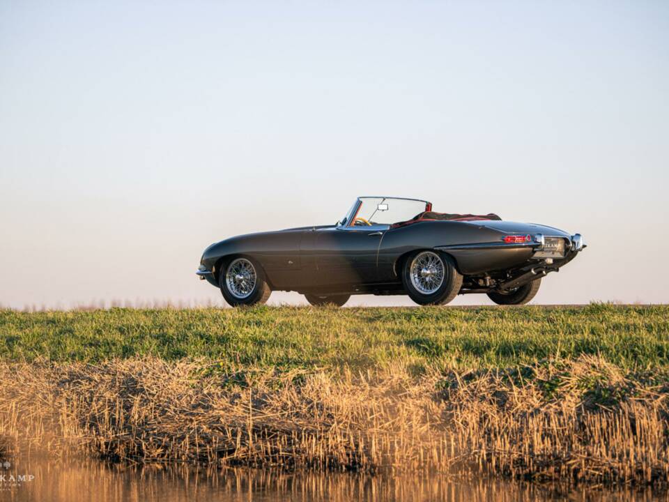 Image 45/50 de Jaguar E-Type 3.8 Flat Floor (1961)