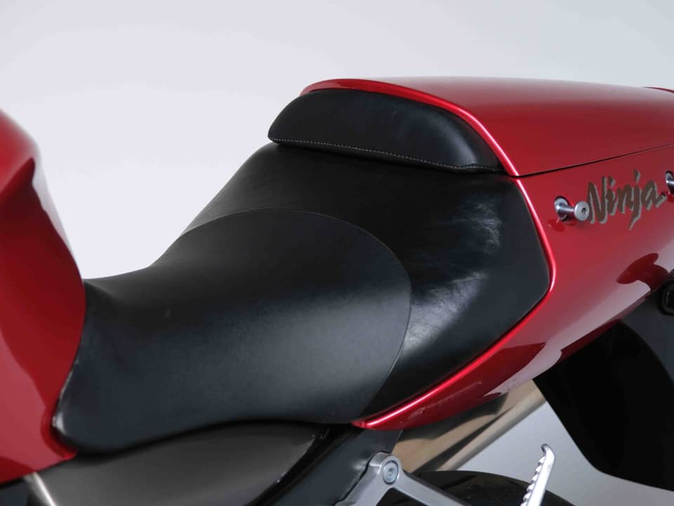 Image 68/91 of Kawasaki Ninja 1200 ZX-12R (2000)