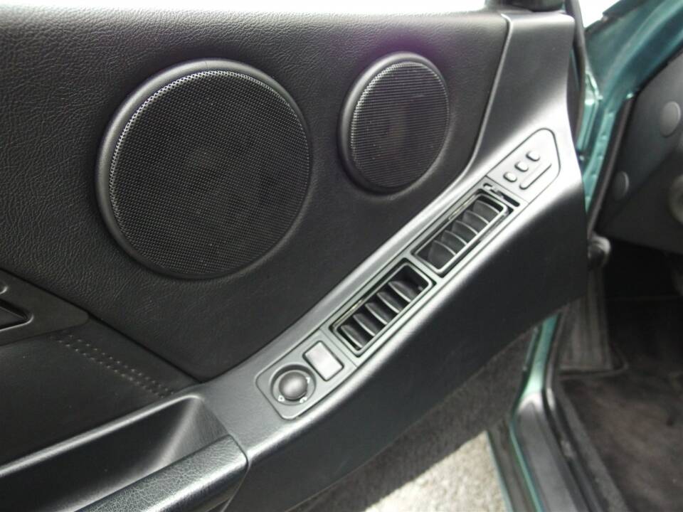 Bild 42/99 von Porsche 928 GTS (1992)