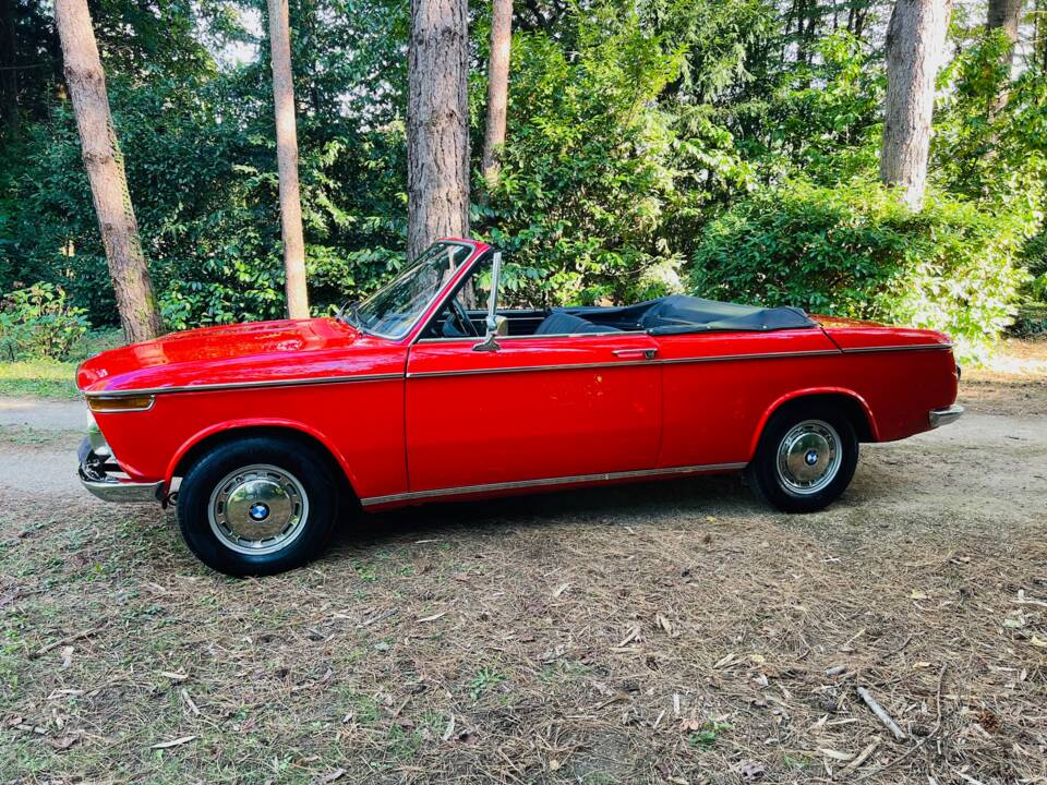 Image 5/142 of BMW 1600 Convertible (1970)
