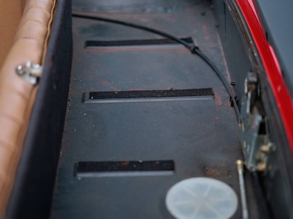 Image 15/50 of Mercedes-Benz 420 SL (1988)