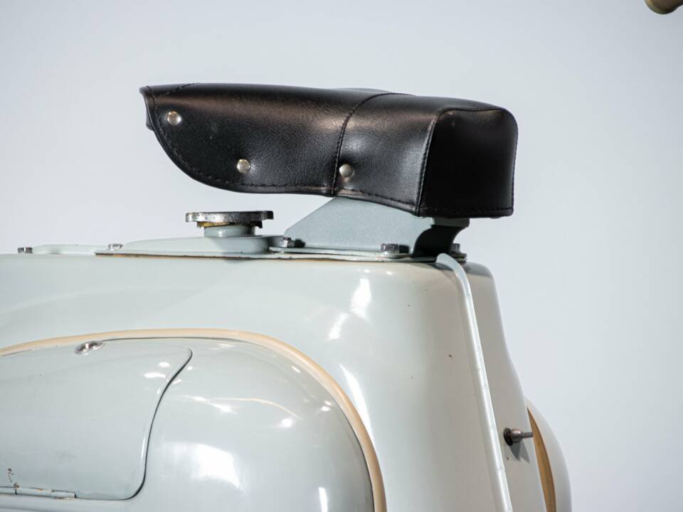 Image 37/50 of Gilera DUMMY (1962)