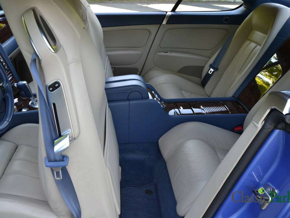 Image 25/50 of Bentley Continental GT (2005)