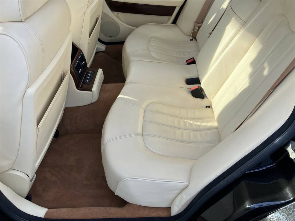 Image 31/46 of Maserati Quattroporte S 4.7 (2010)
