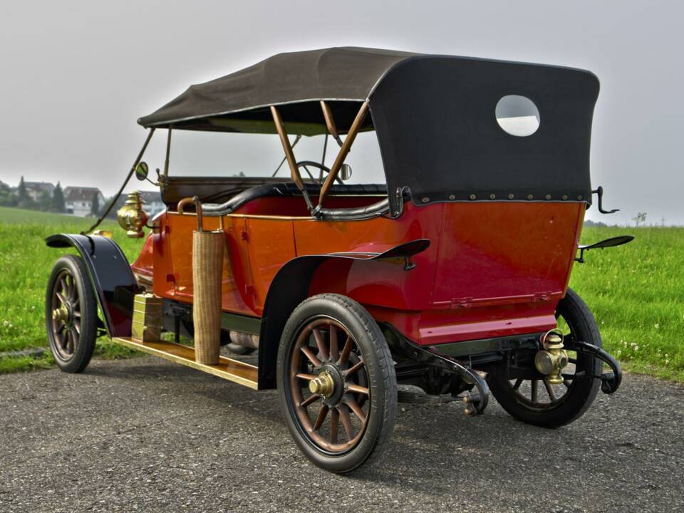 Image 16/50 of Renault Type DG (1913)
