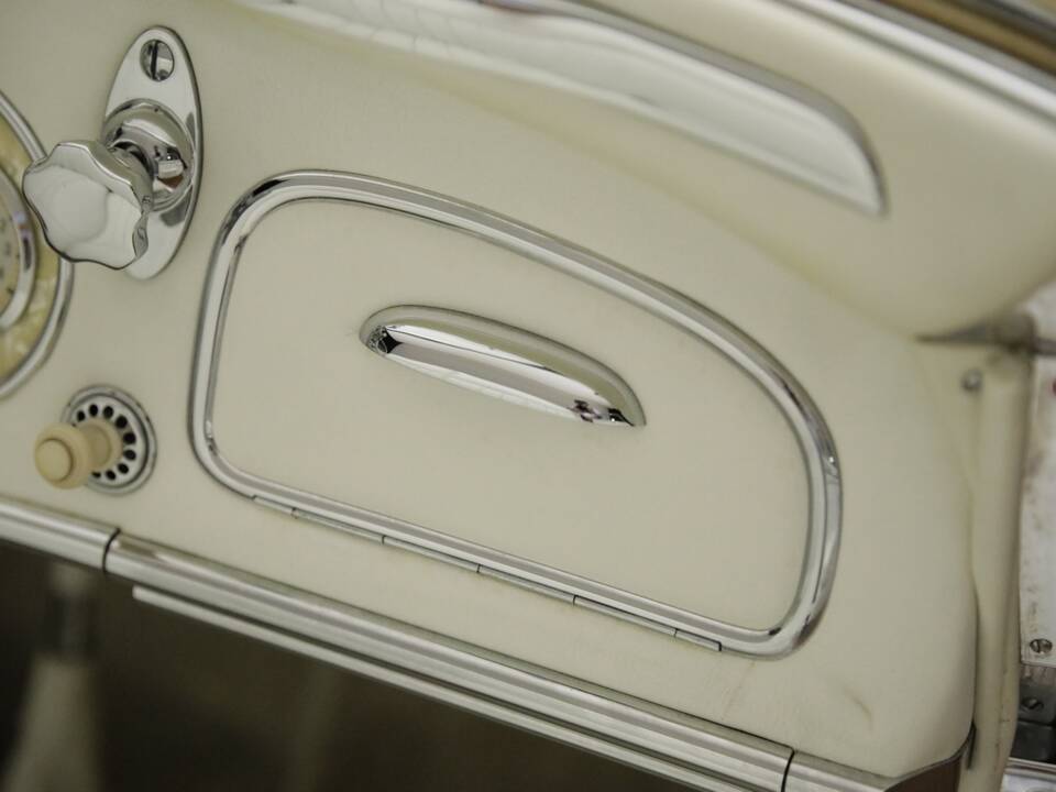 Bild 21/34 von Mercedes-Benz 500 K Cabriolet B (1934)