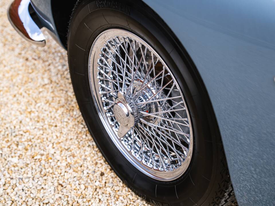 Afbeelding 40/46 van Aston Martin DB 4 (1962)