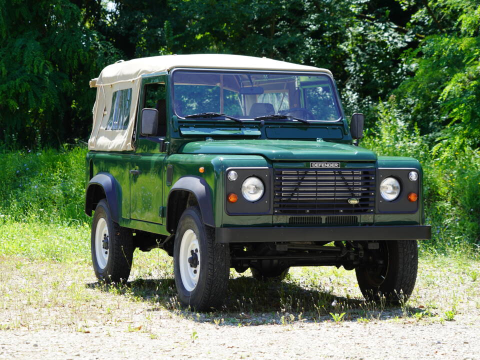 Image 2/12 de Land Rover Defender 90 Td5 (1999)