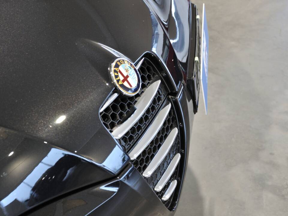 Immagine 10/39 di Alfa Romeo GTV 2.0 JTS (2005)