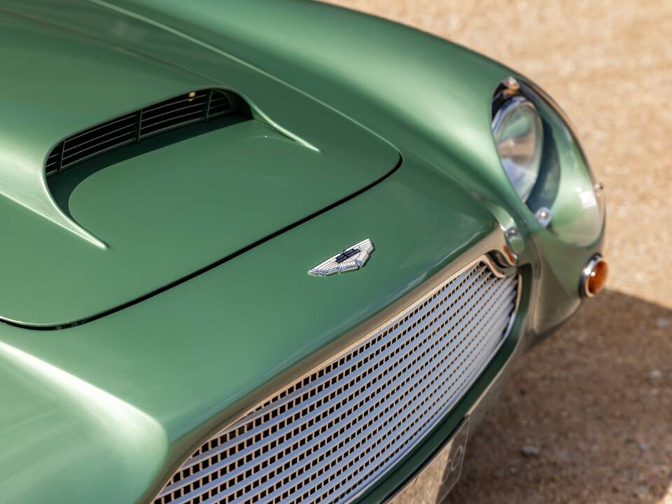 Image 47/62 of Aston Martin DB 4 GT (1960)