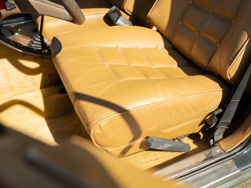 Image 22/41 of Citroën CX Prestige (1976)