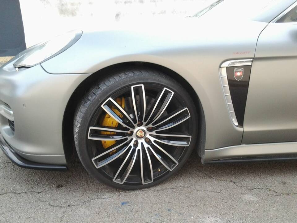 Image 5/8 of Porsche Panamera Turbo (1900)