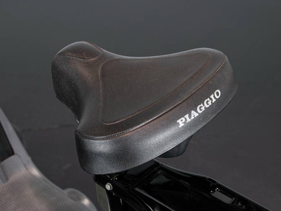 Bild 42/49 von Piaggio DUMMY (2002)