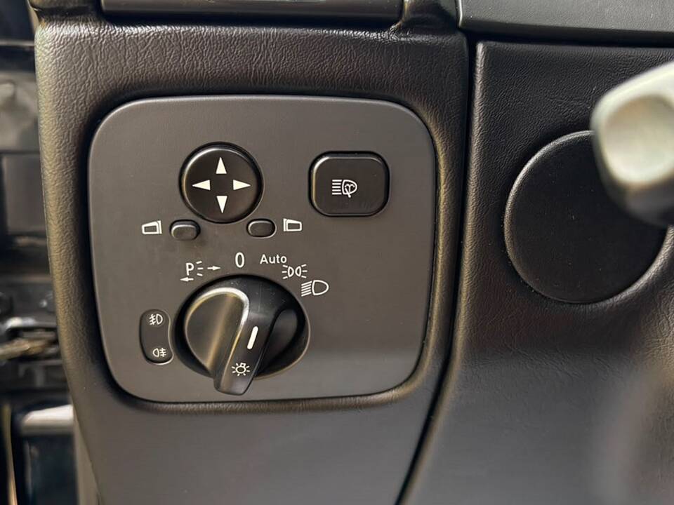 Imagen 27/35 de Mercedes-Benz G 320 CDI (2009)