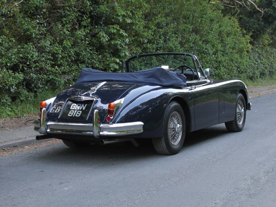 Image 6/18 of Jaguar XK 150 3.8 S DHC (1960)