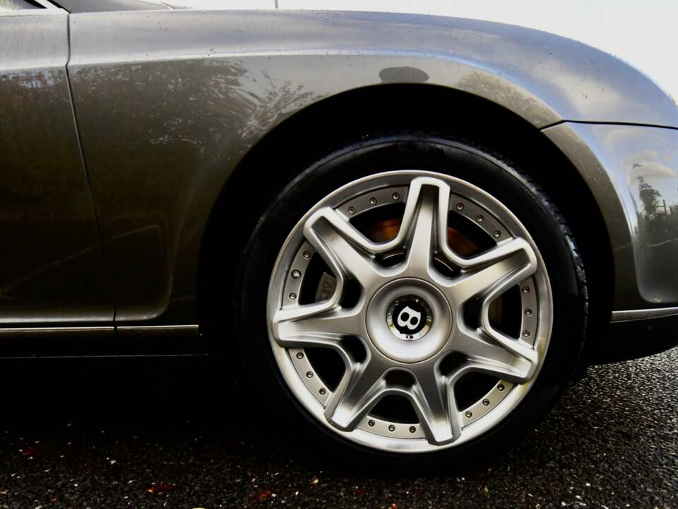 Image 50/50 of Bentley Continental GTC (2011)