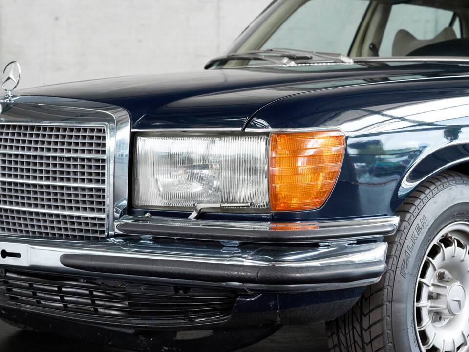 Imagen 5/50 de Mercedes-Benz 450 SEL 6,9 (1979)