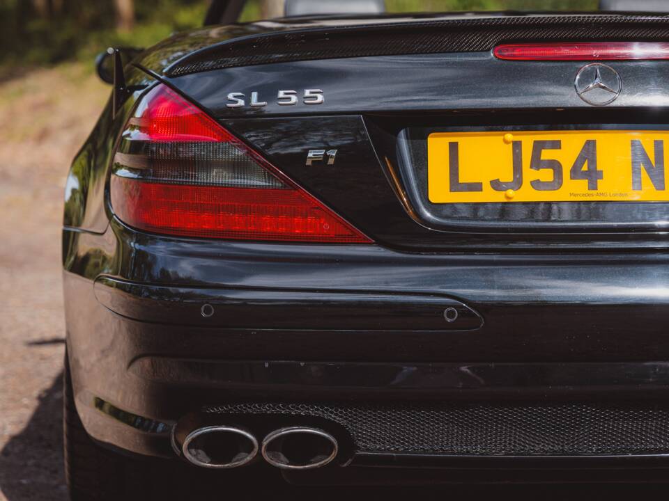 Afbeelding 13/29 van Mercedes-Benz SL 55 AMG (2004)