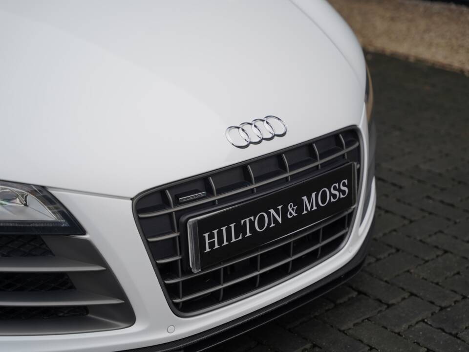Bild 33/50 von Audi R8 GT (2011)