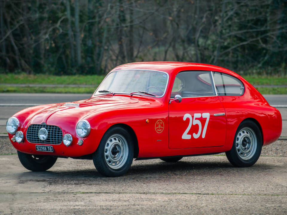 Image 2/22 of FIAT Stanguellini Berlinetta Sport (1948)