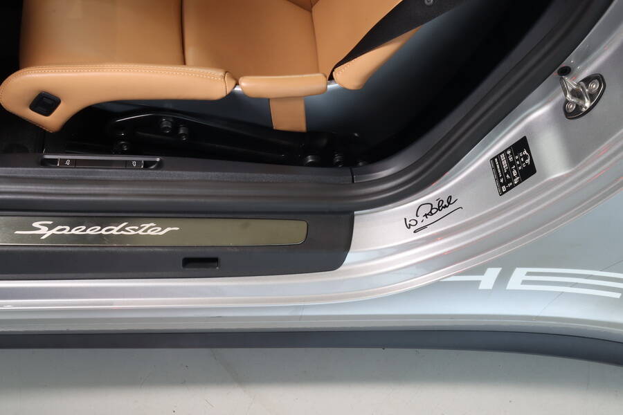 Image 11/20 of Porsche 911 Speedster (2019)
