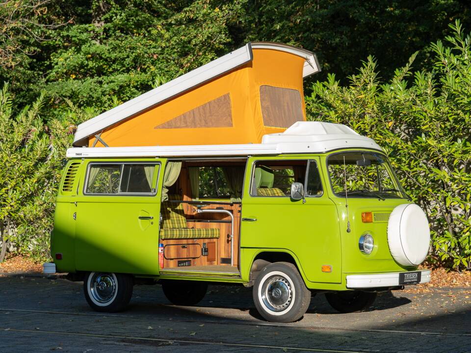 Image 4/50 de Volkswagen T2b Westfalia (1978)