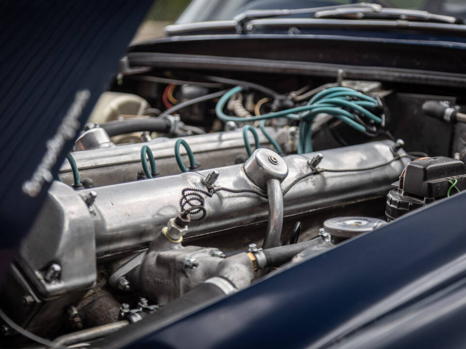 Image 32/72 de Aston Martin DB 4 (1962)